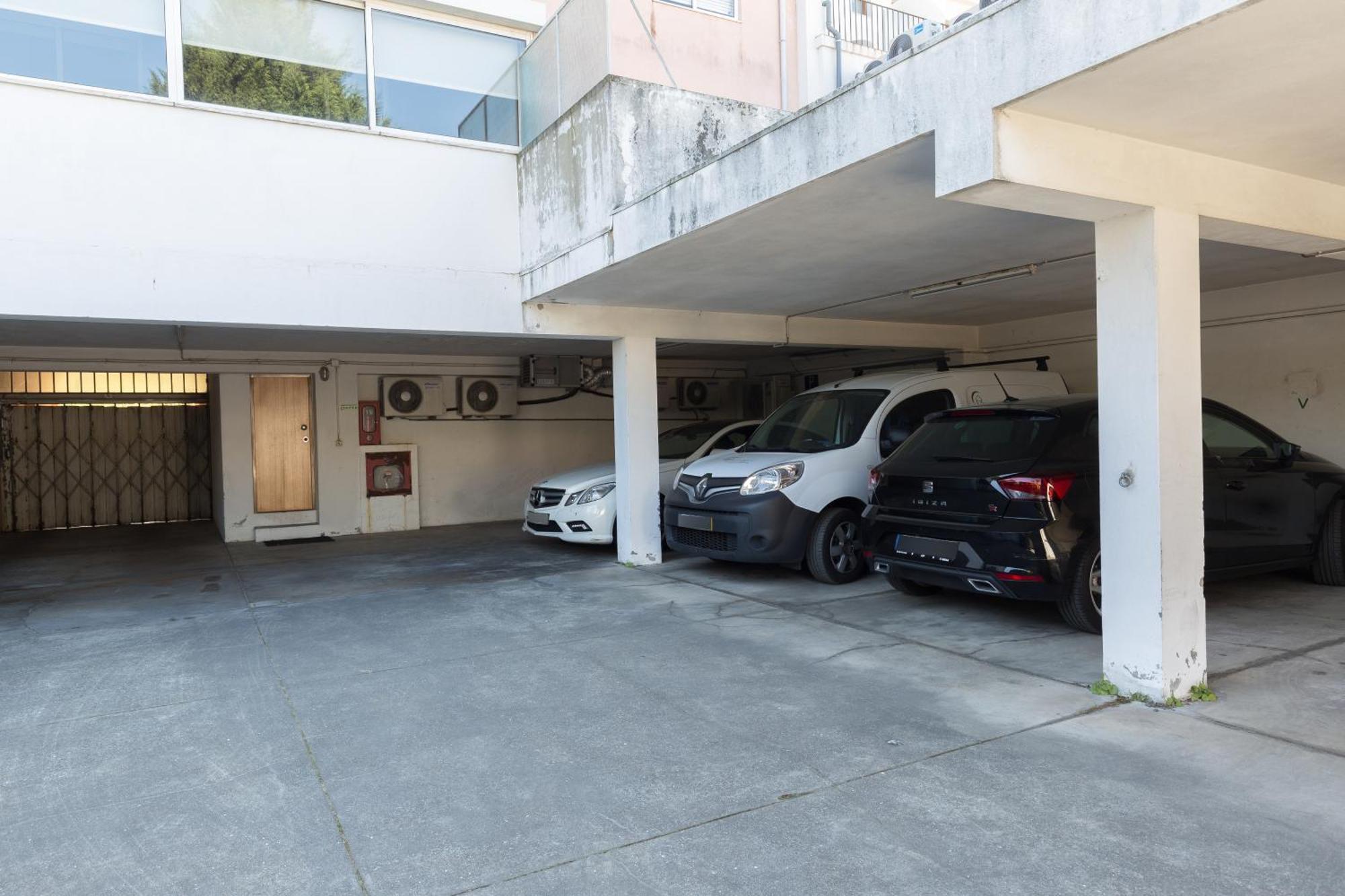 Host Wise - Charming Luxurious Flat With Garage Leilighet Porto Eksteriør bilde